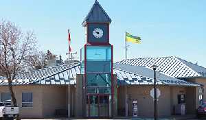 Town wide garage sale in Moosomin on May 13